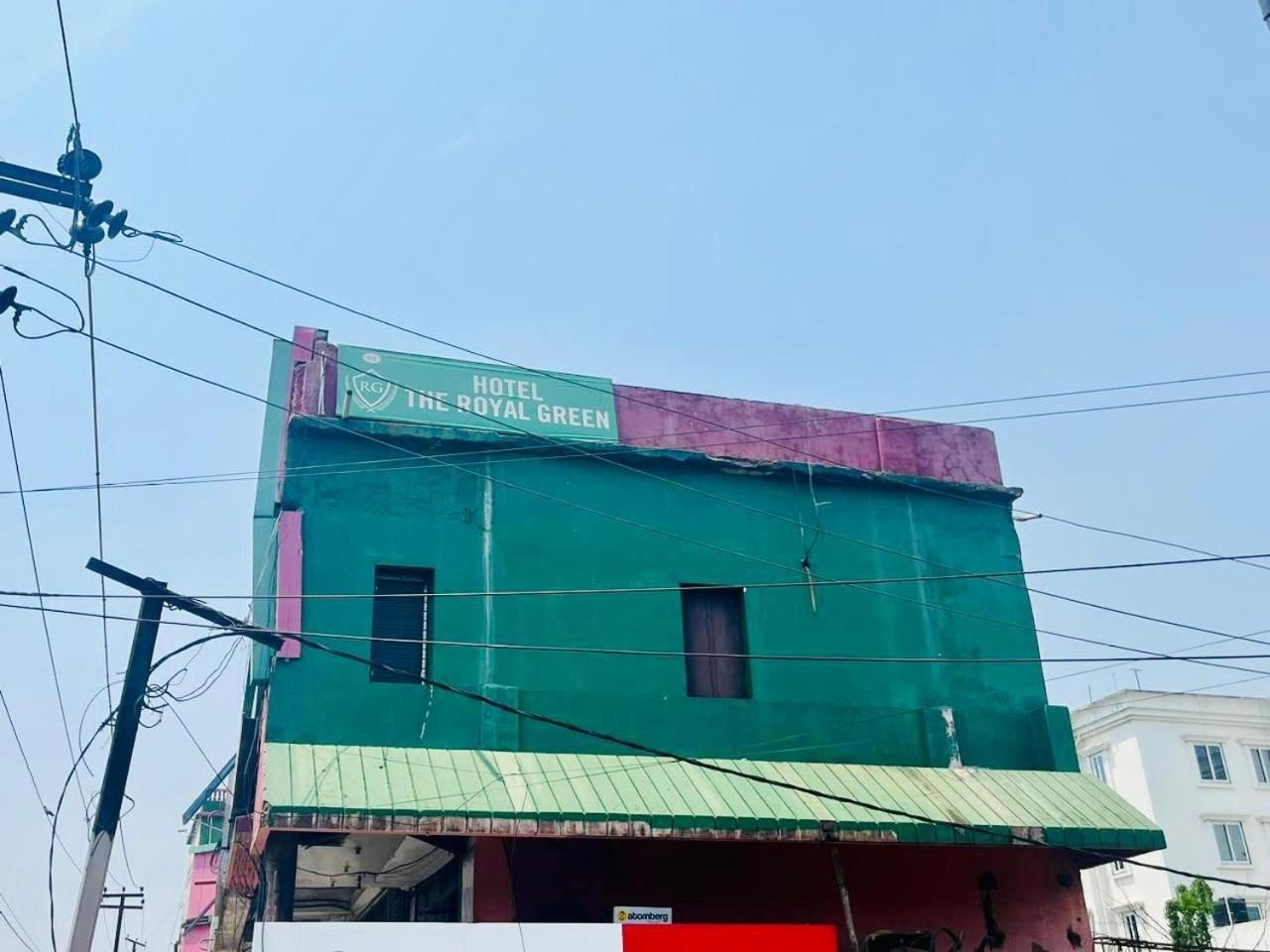 Oyo Flagship Hotel Royal Green Bhubaneswar Exterior photo